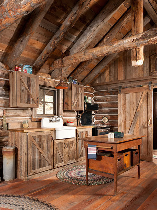 rustic_barnwood_kitchen_cabinets