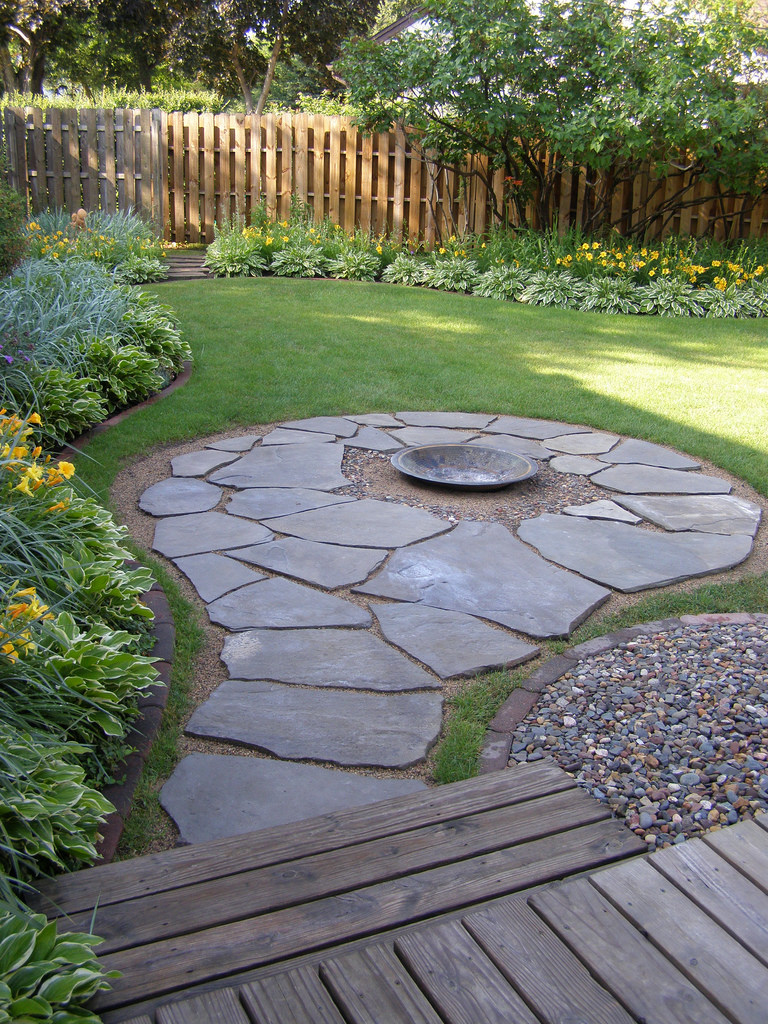 Great_Stone_Patio_Ideas