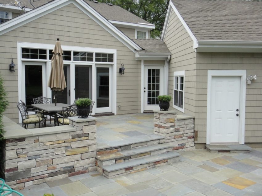 Stone_Patio_with_Decks