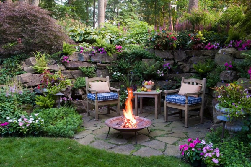 natural_stone_patio_ideas