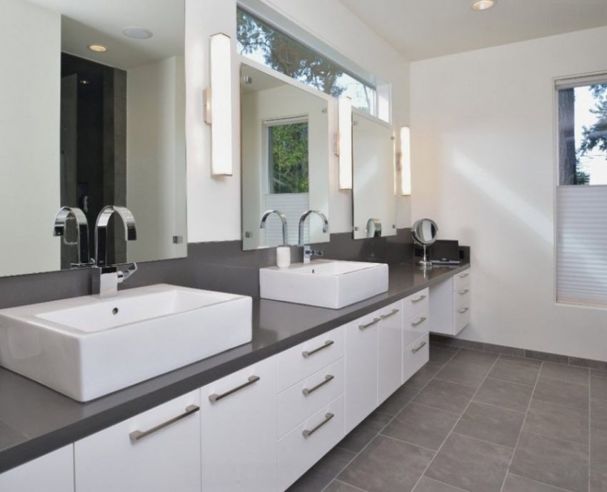 small_half_bathroom_color_ideas