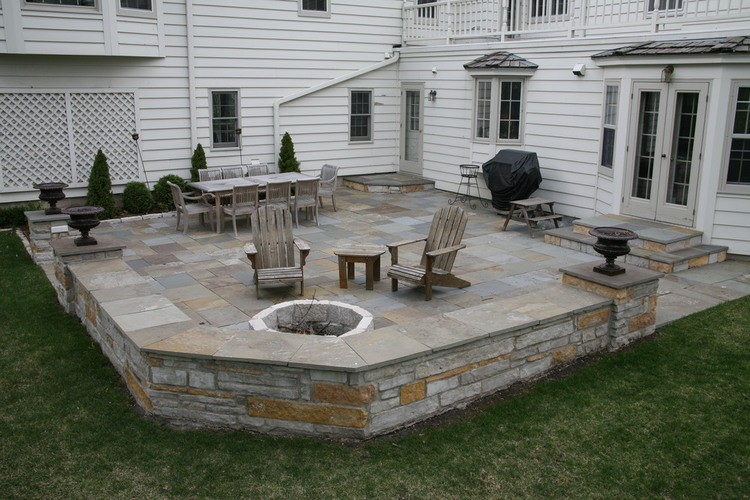 stone_patio_decorating_ideas