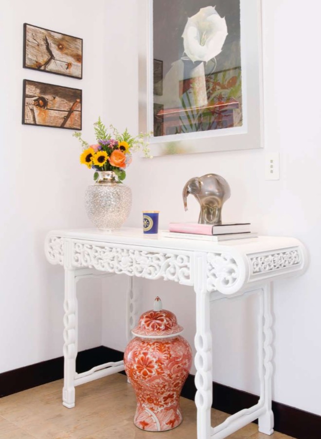 entryway_console_table_decor_ideas