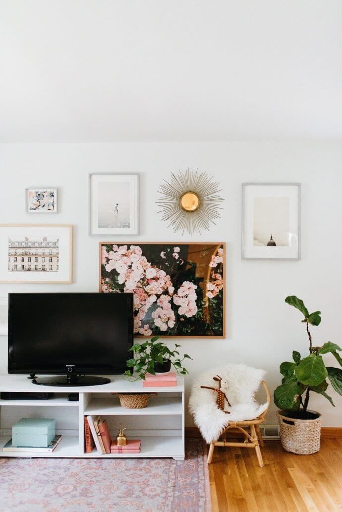 living_room_with_tv_stand