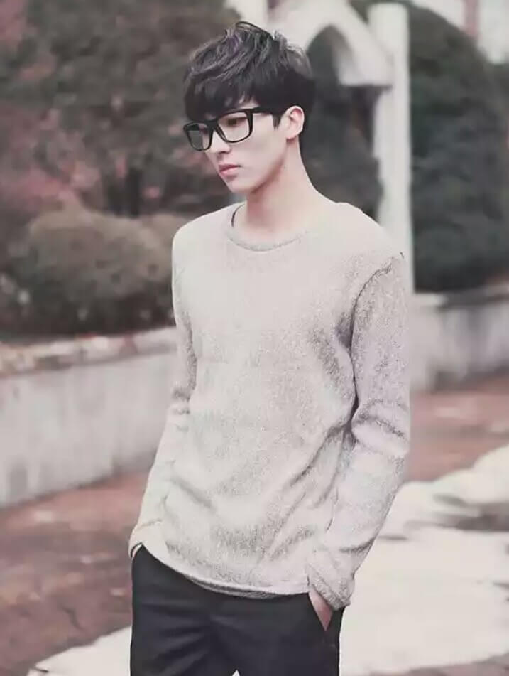 12. Simple Medium Hairstyle for Asian Men