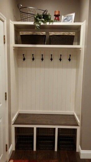 14. Modern Farmhouse Mudroom Ideas - Harptimes.com