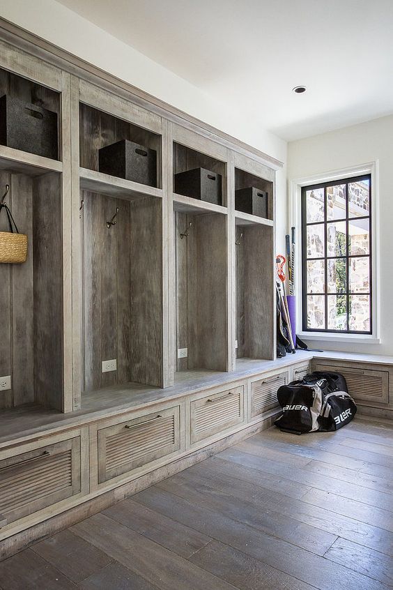 laundry mudroom ideas - 16. Drop Zone Organizer Mudroom - Harptimes.com