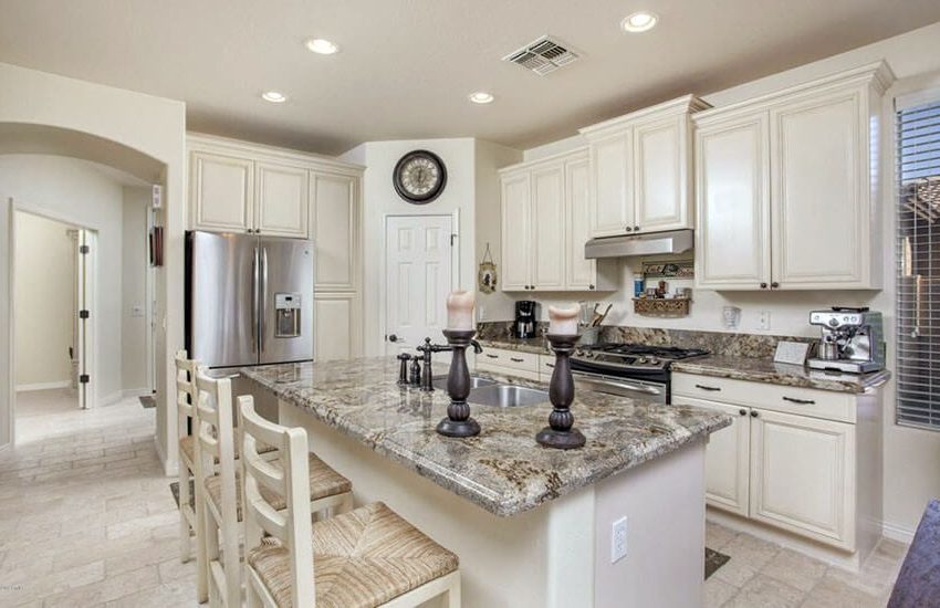 kitchen_remodel_antique_white_cabinets