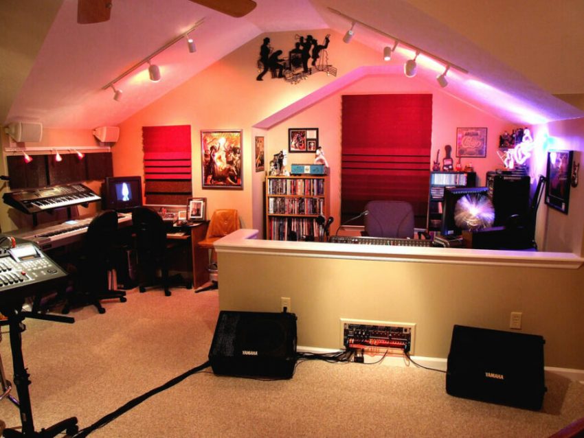 small_bonus_room_decorating_ideas