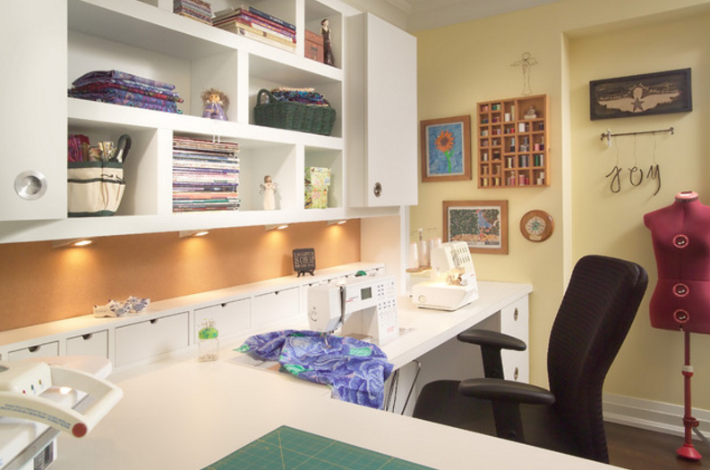 small_bonus_room_decorating_ideas