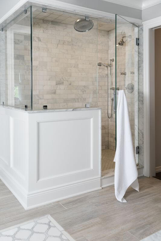 Modern Farmhouse Bathroom Walk In Shower Tile Ideas - Harptimes.com