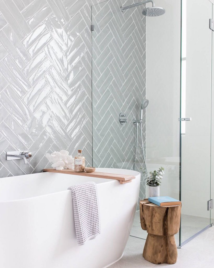 bathroom_tub_shower_tile_ideas