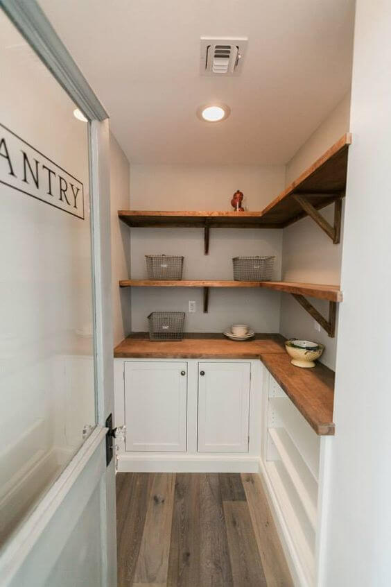 corner_pantry_shelving_ideas