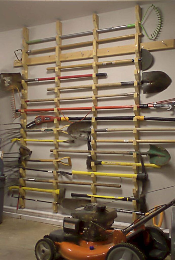 garden_tools_storage_rack