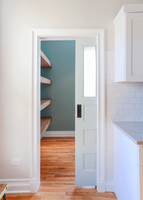 shelving_ideas_for_small_pantry