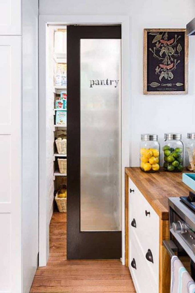 sliding_pantry_door_ideas