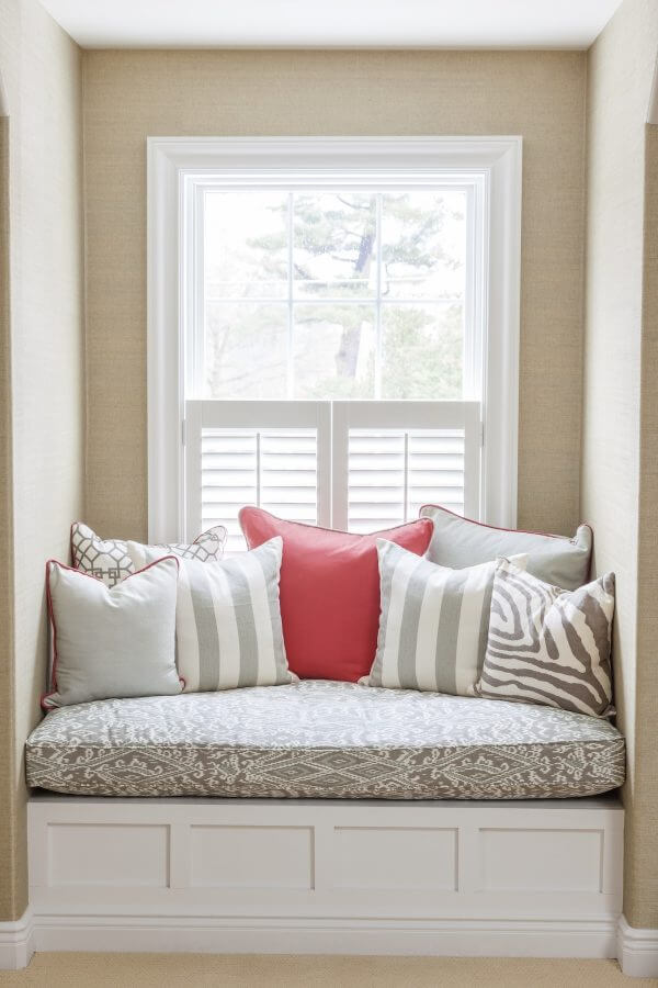 small window seat ideas