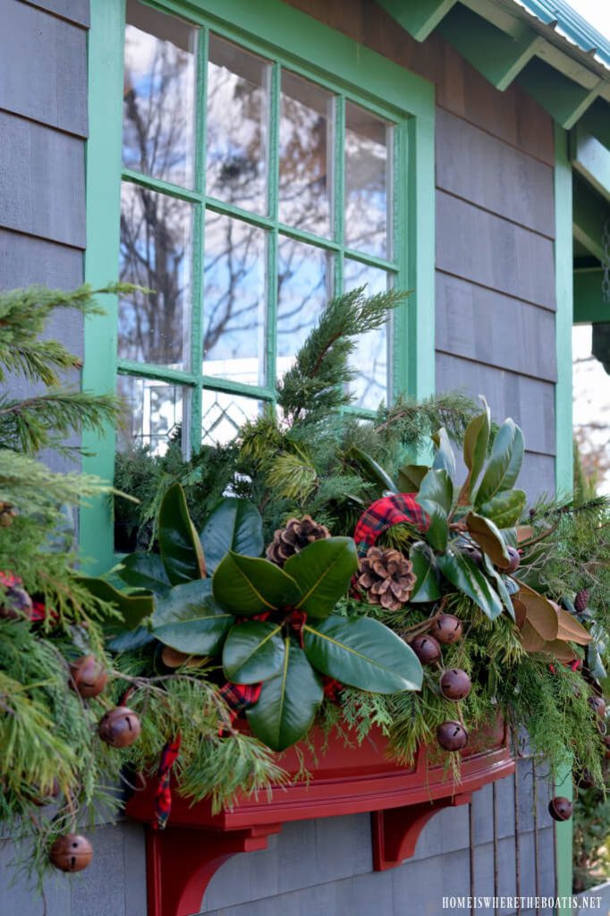 window box ideas for christmas