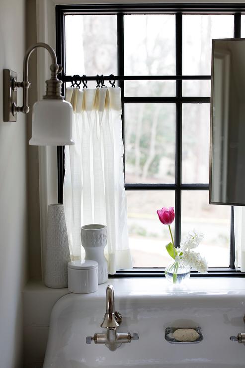 window curtain ideas for bathrooms