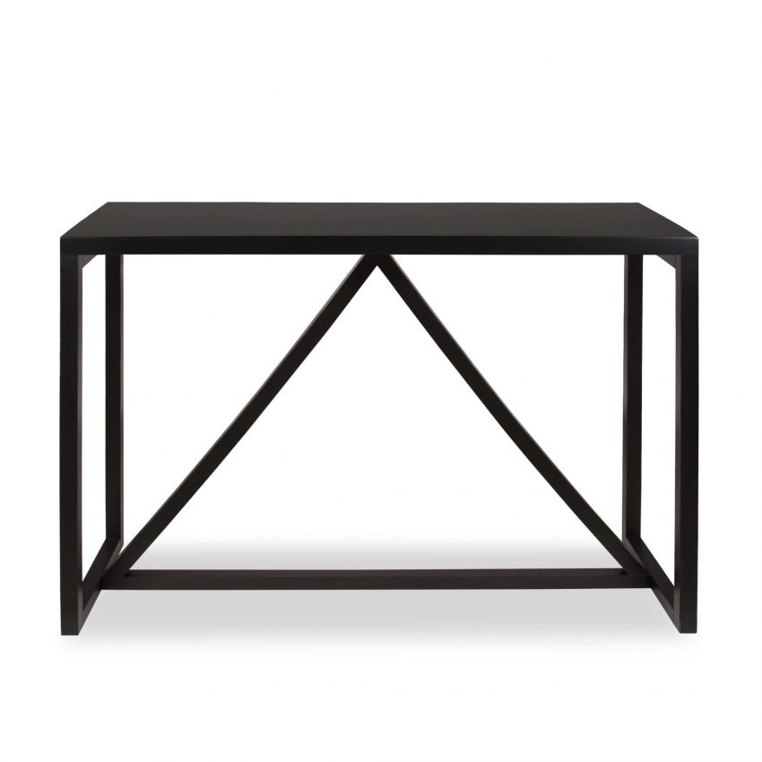 Minimalist Sofa Table Decor Ideas
