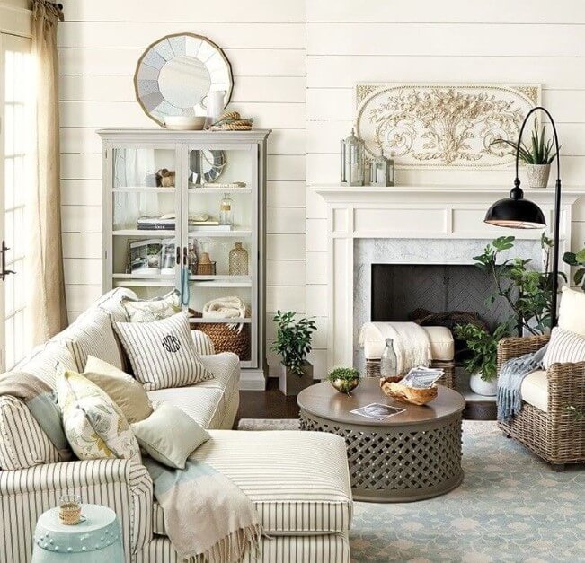 Neutral Farmhouse Living Room Decor Ideas