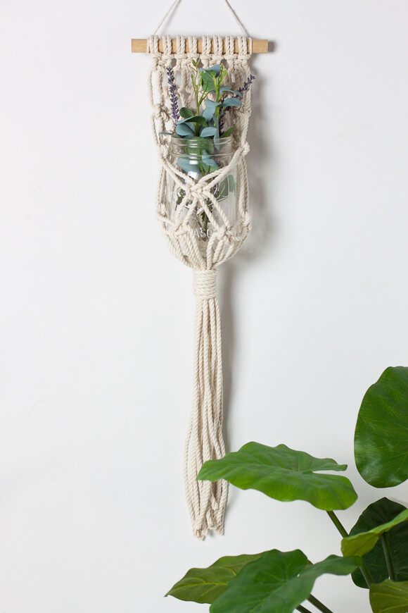 hanging planters macrame