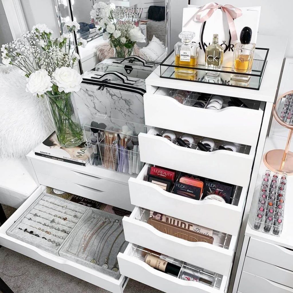 makeup storage vanity ideas