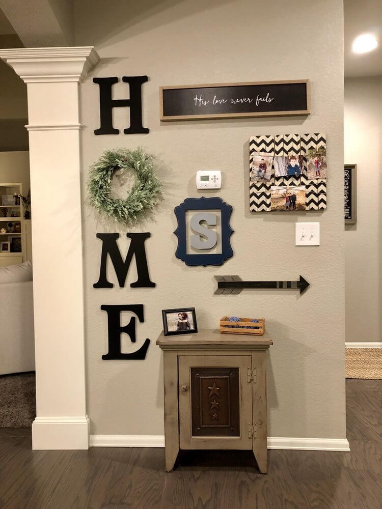 narrow entryway wall decor