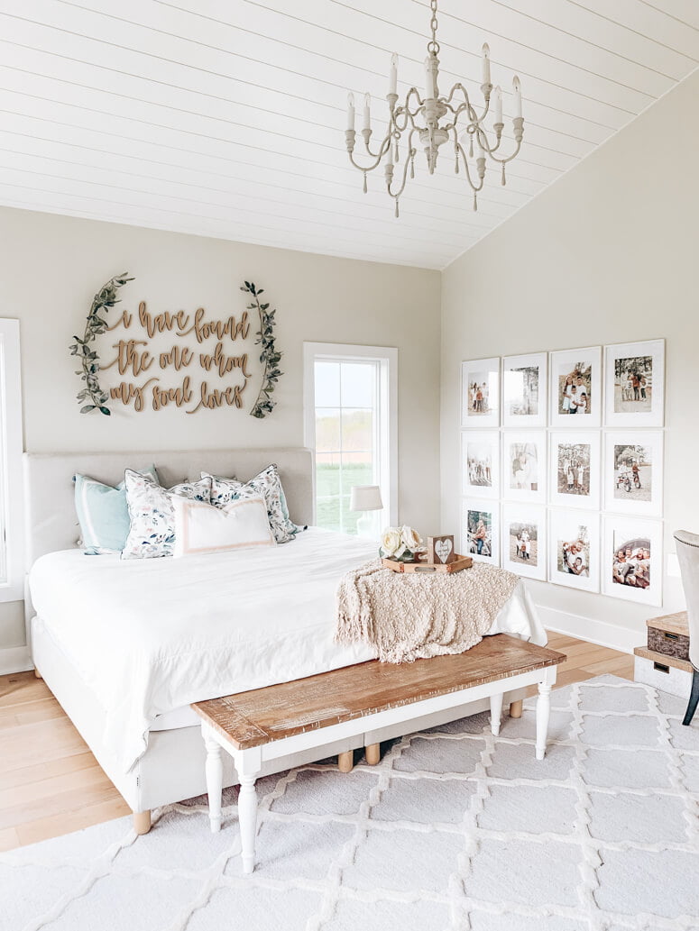 farmhouse wall decor ideas for bedroom