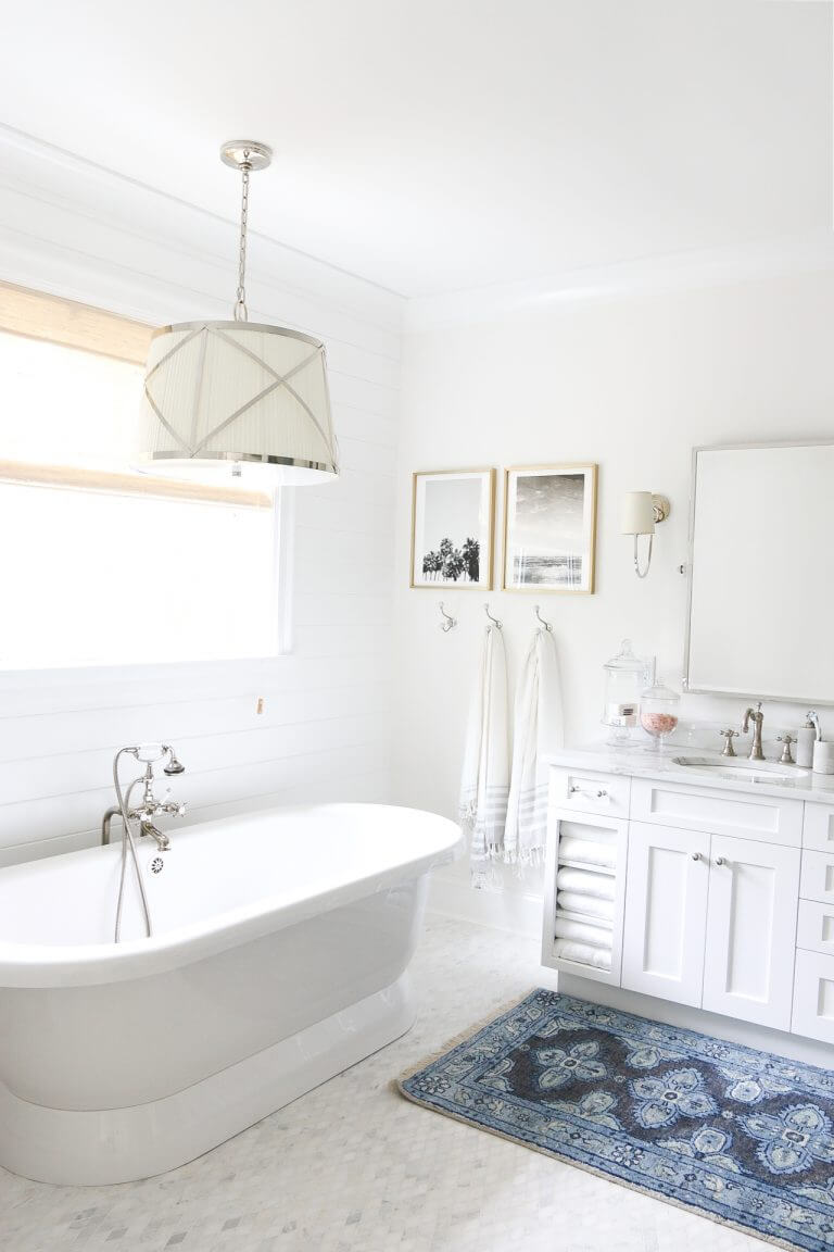 bathroom wall decor modern