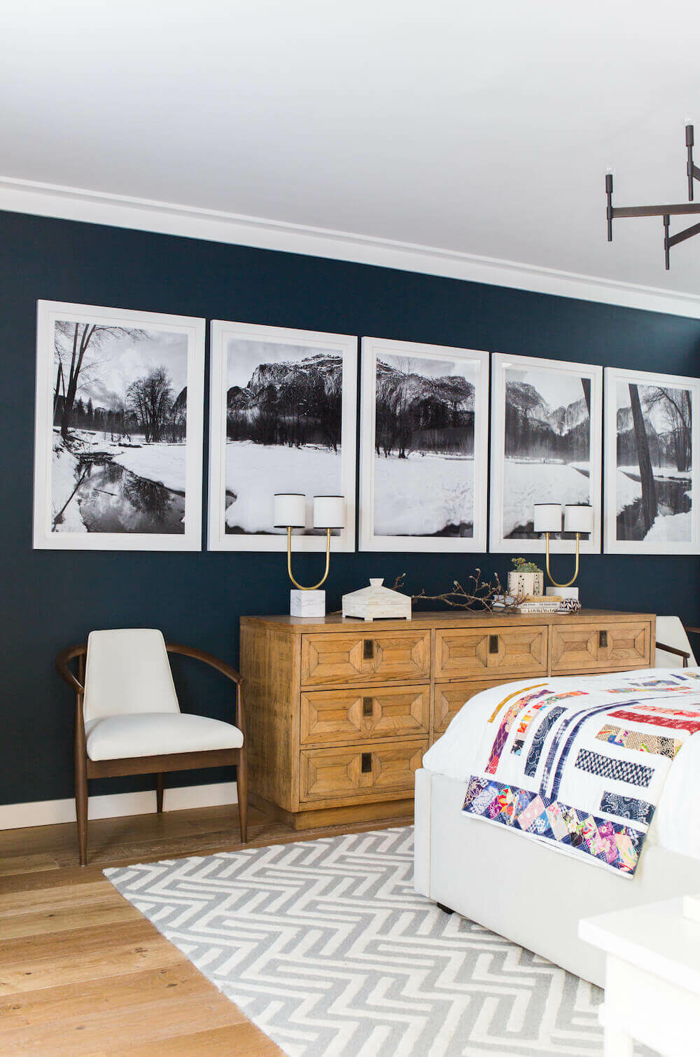 black and white bedroom wall decor