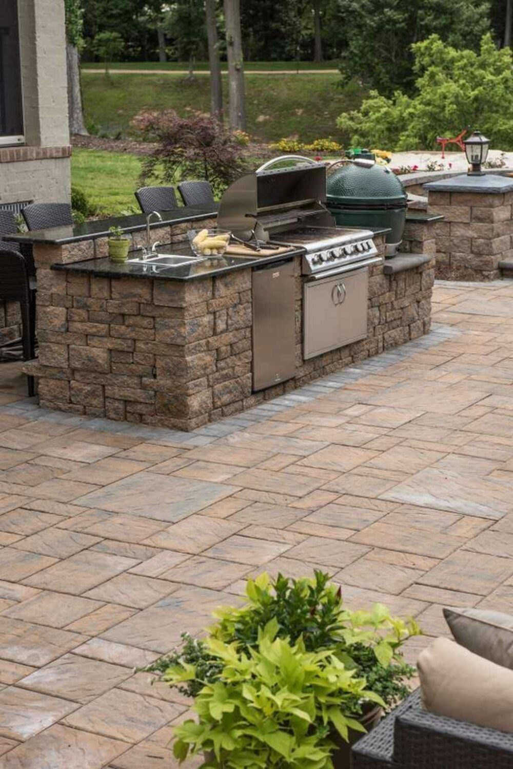 outdoor kitchen island ideas