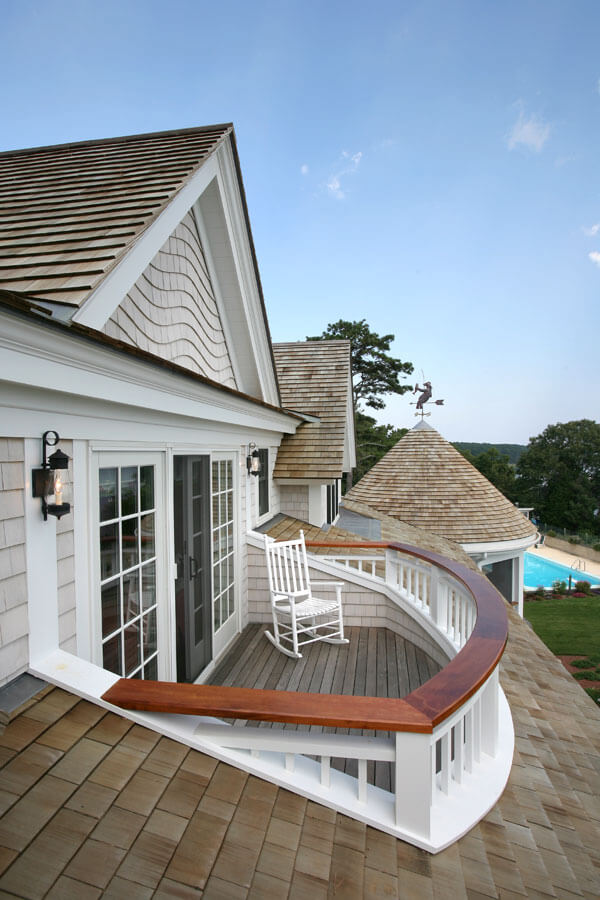 outdoor balcony decor ideas