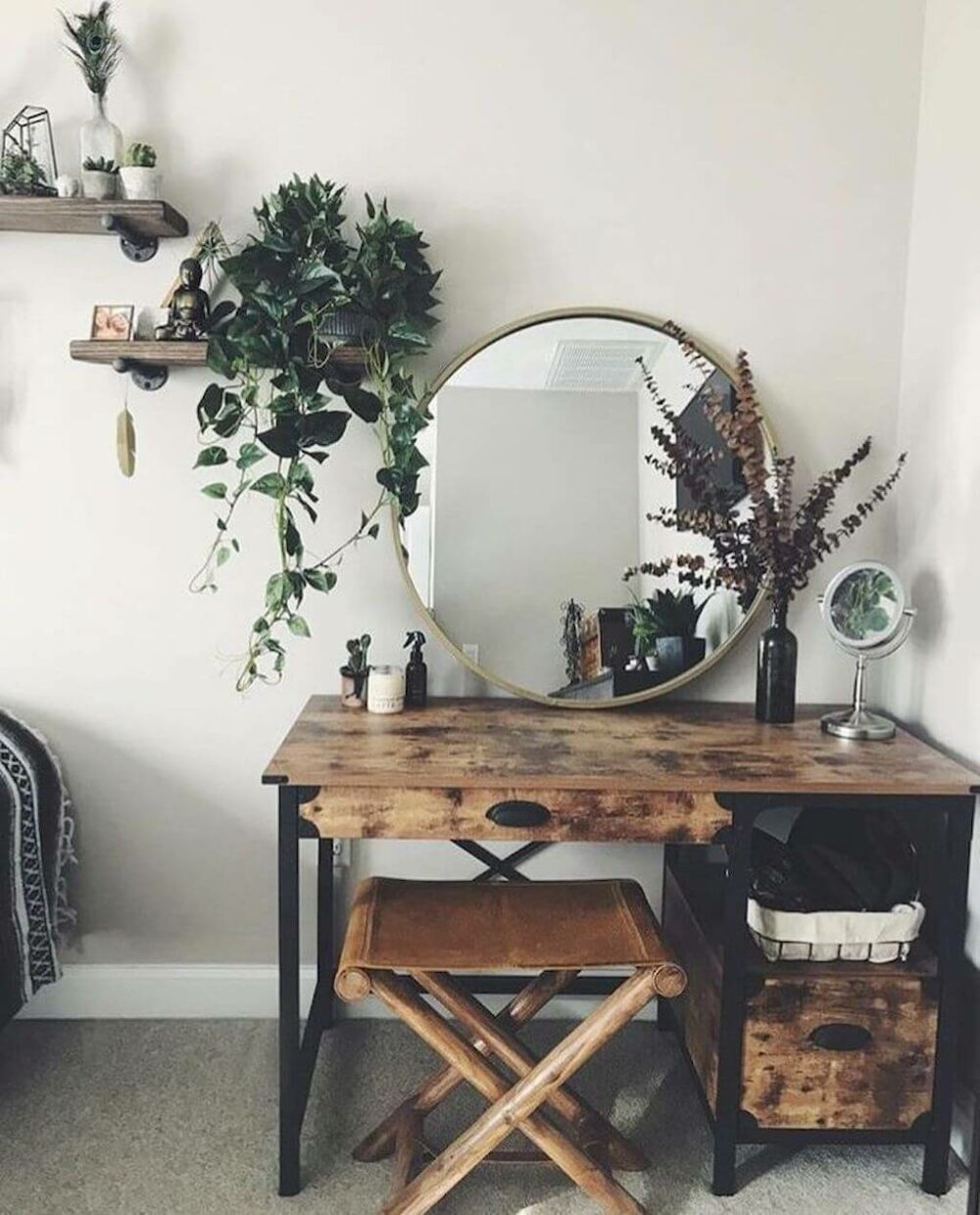 vintage study room