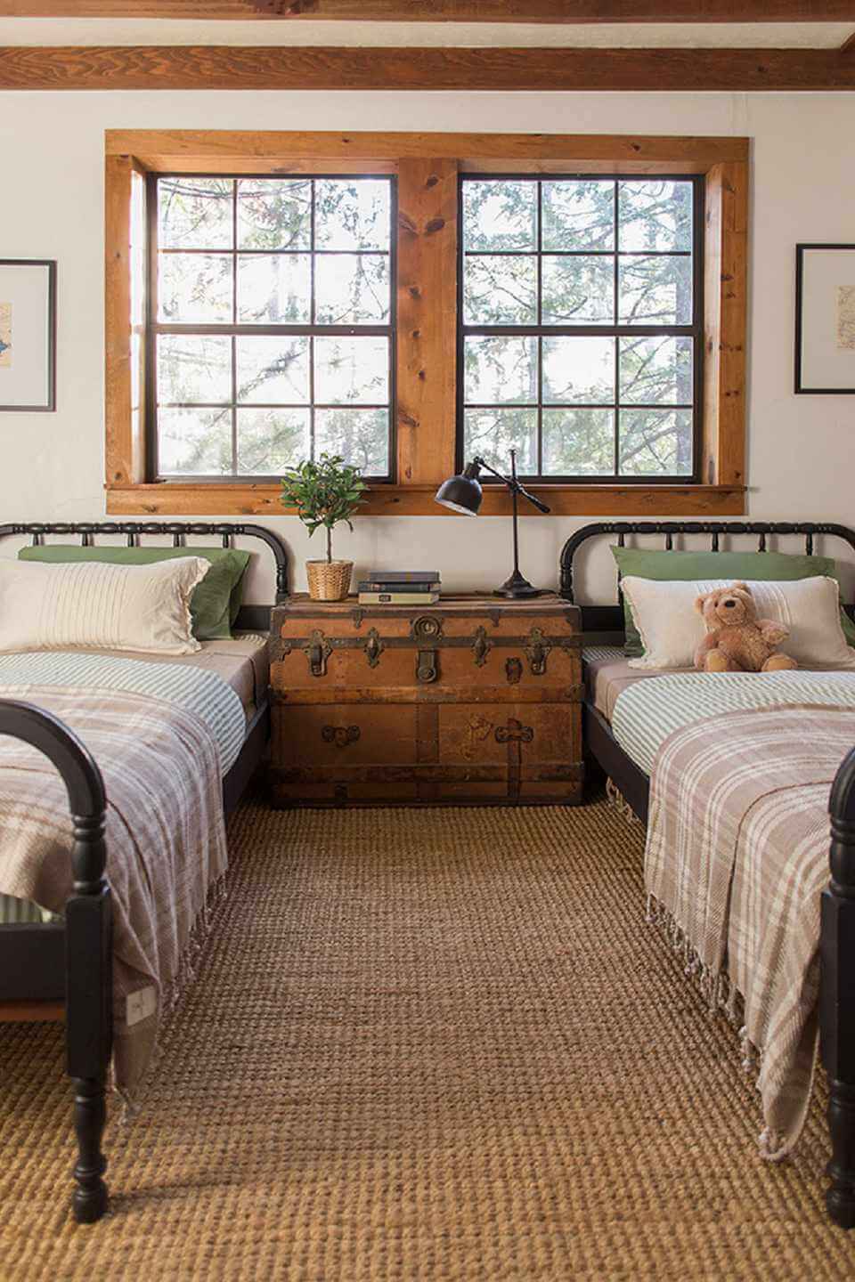 bedroom ideas brown carpet