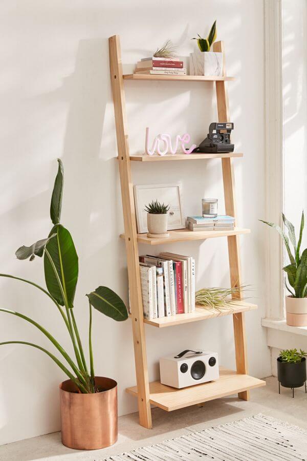 diy ladder bookshelf
