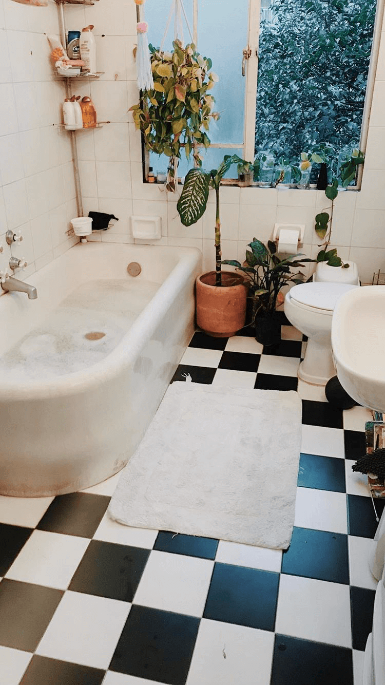 small bathroom window treatment ideas