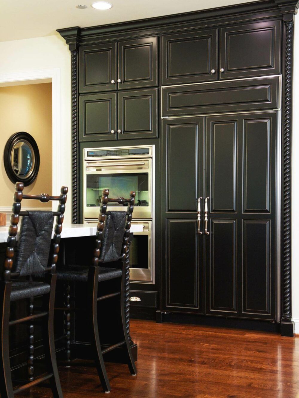 black kitchen cabinet ideas