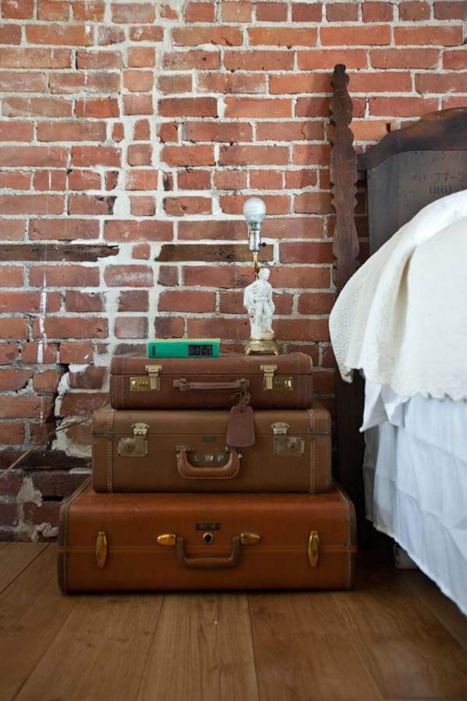 diy vintage nightstand