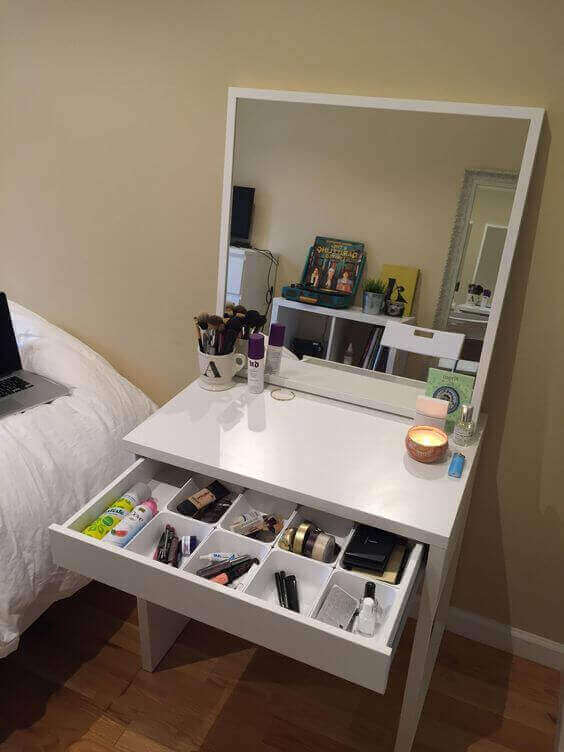 DIY White Makeup Vanity Mirror with Lights - Harptimes.com