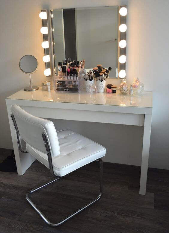 Simple Makeup Room Ideas - Harptimes.com