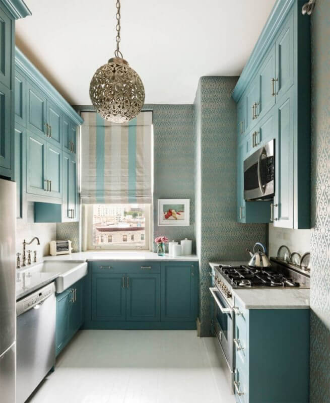 Amazing Small Kitchen Renovation Ideas 18