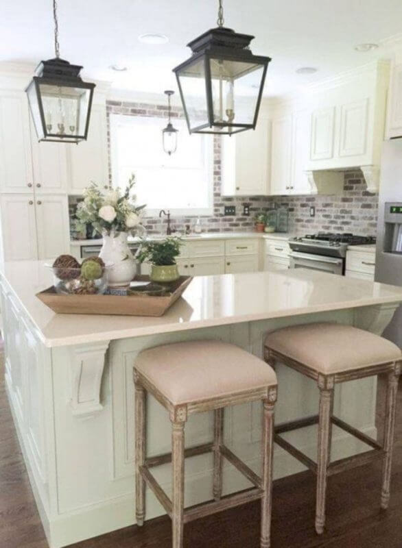 Amazing Small Kitchen Renovation Ideas 11