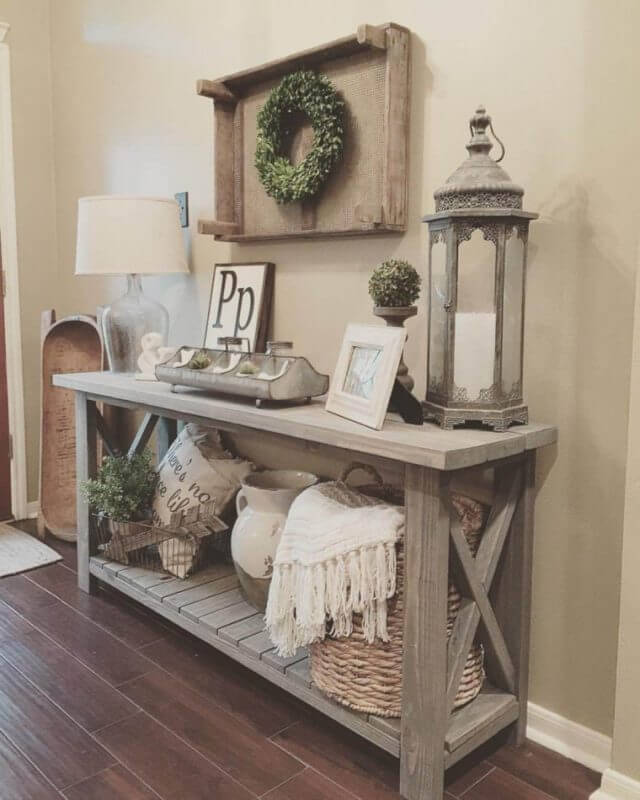 Brilliant Entry Table Decor Ideas